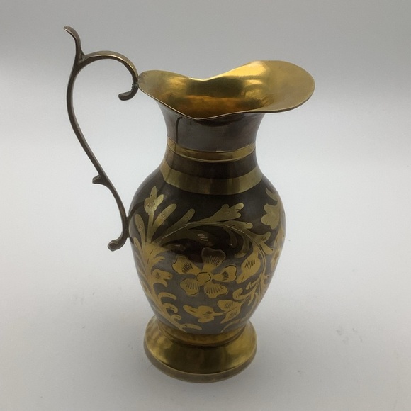 Renco India Etched Flower Brass Vase/Pitcher - Picture 6 of 11